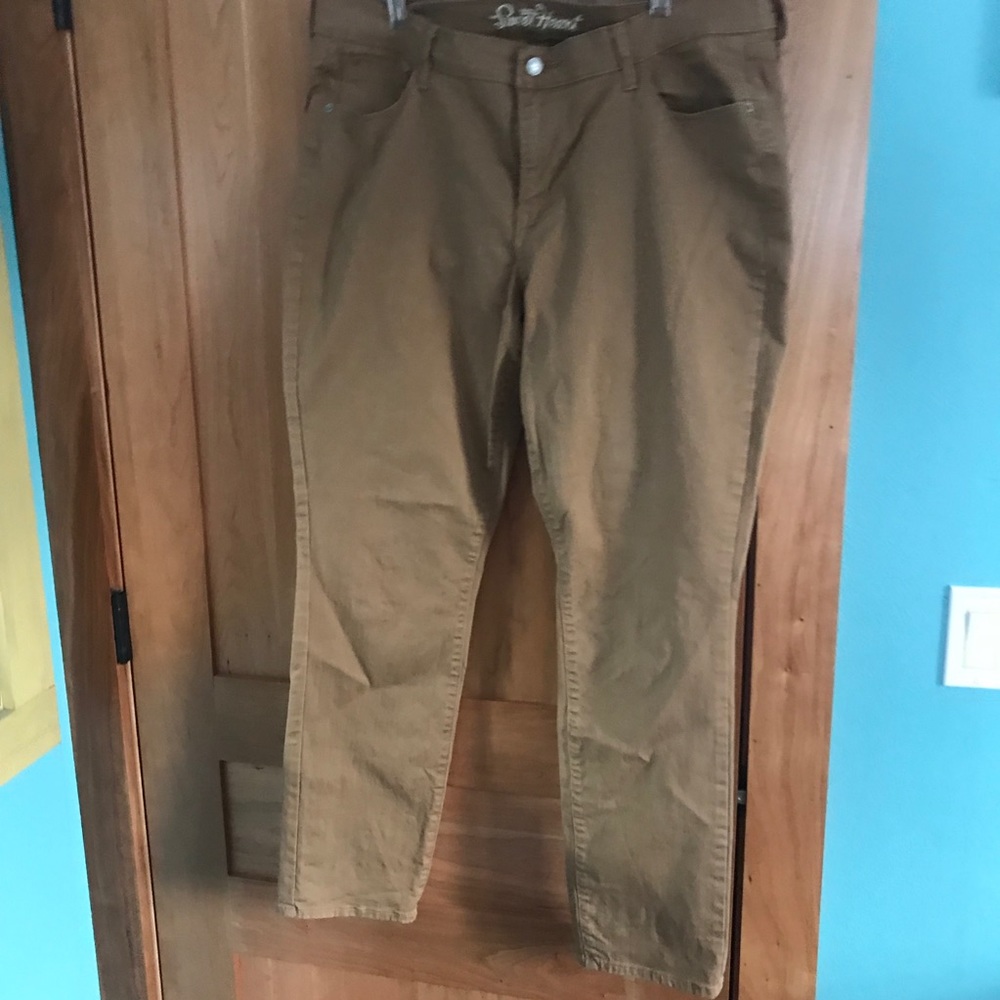Old navy tan sweetheart pants size 16 belt loops button closure